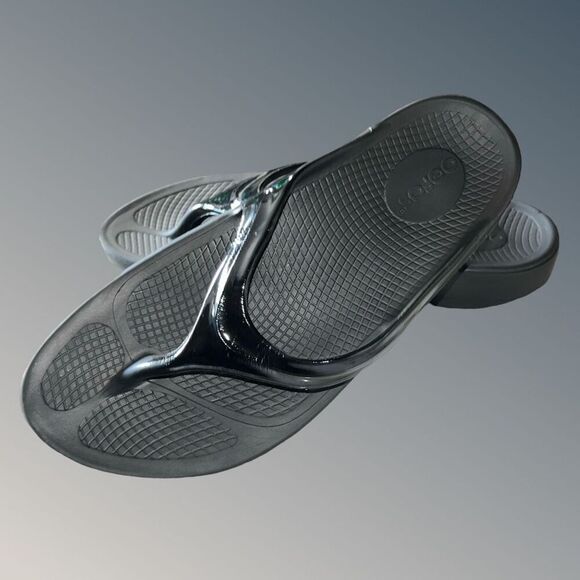 Adult Oofos OOLALA Black Recovery Sandals Size W 10 - Picture 1 of 5